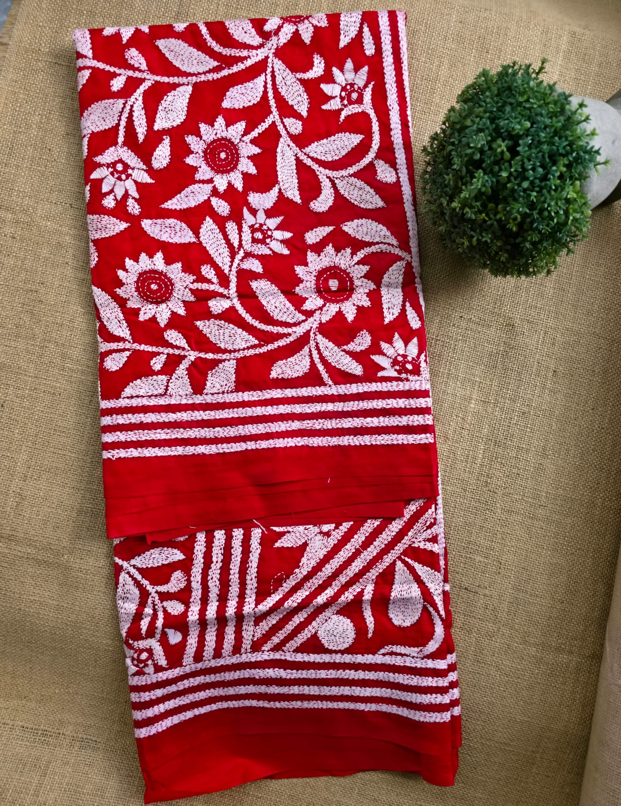 WB000004 - Pure Silk(Kantha Stitch) Red