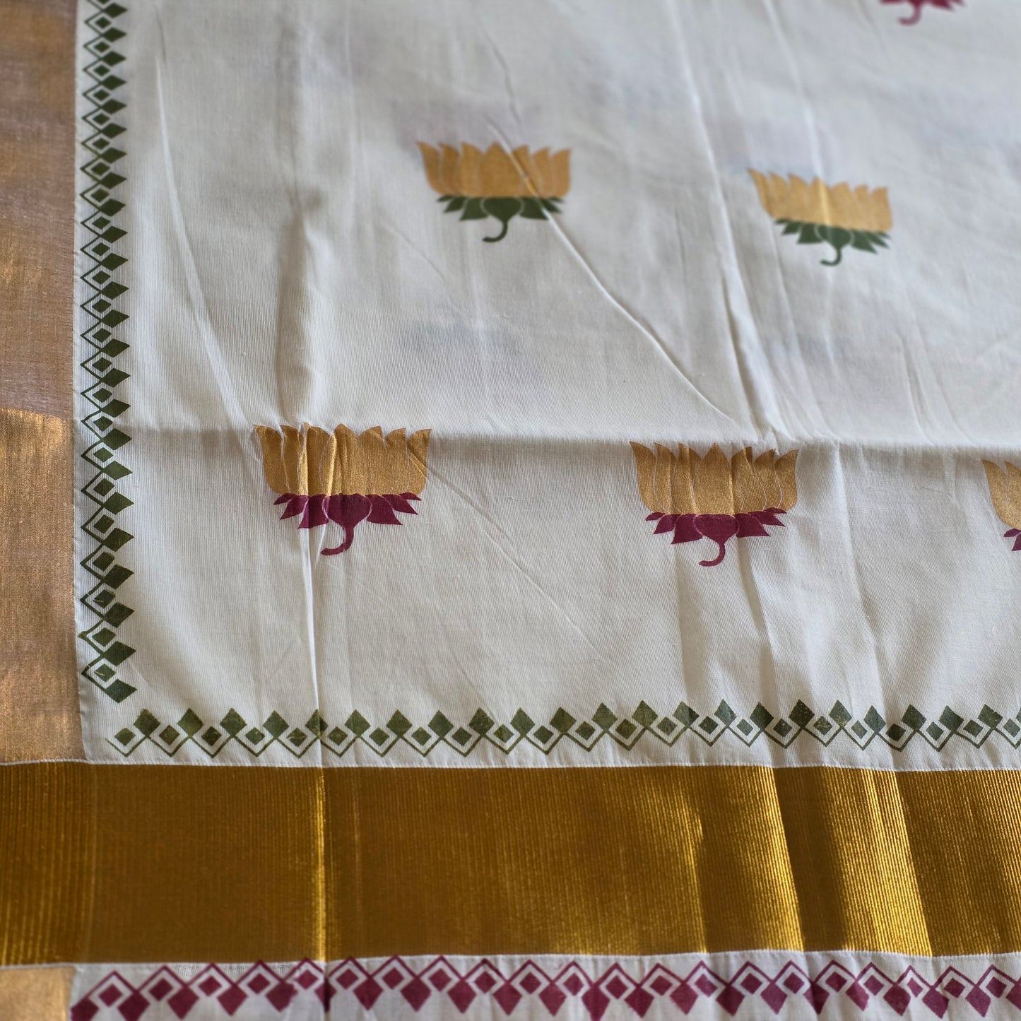 KL00031 - Kerala Cotton with Golden Lotus