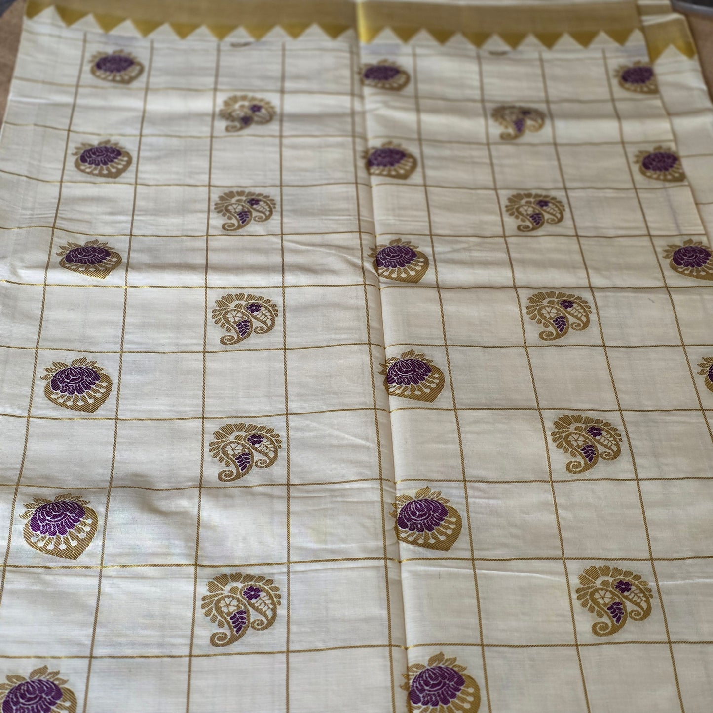 KL00055 - Kerala Cotton Checkered Weave
