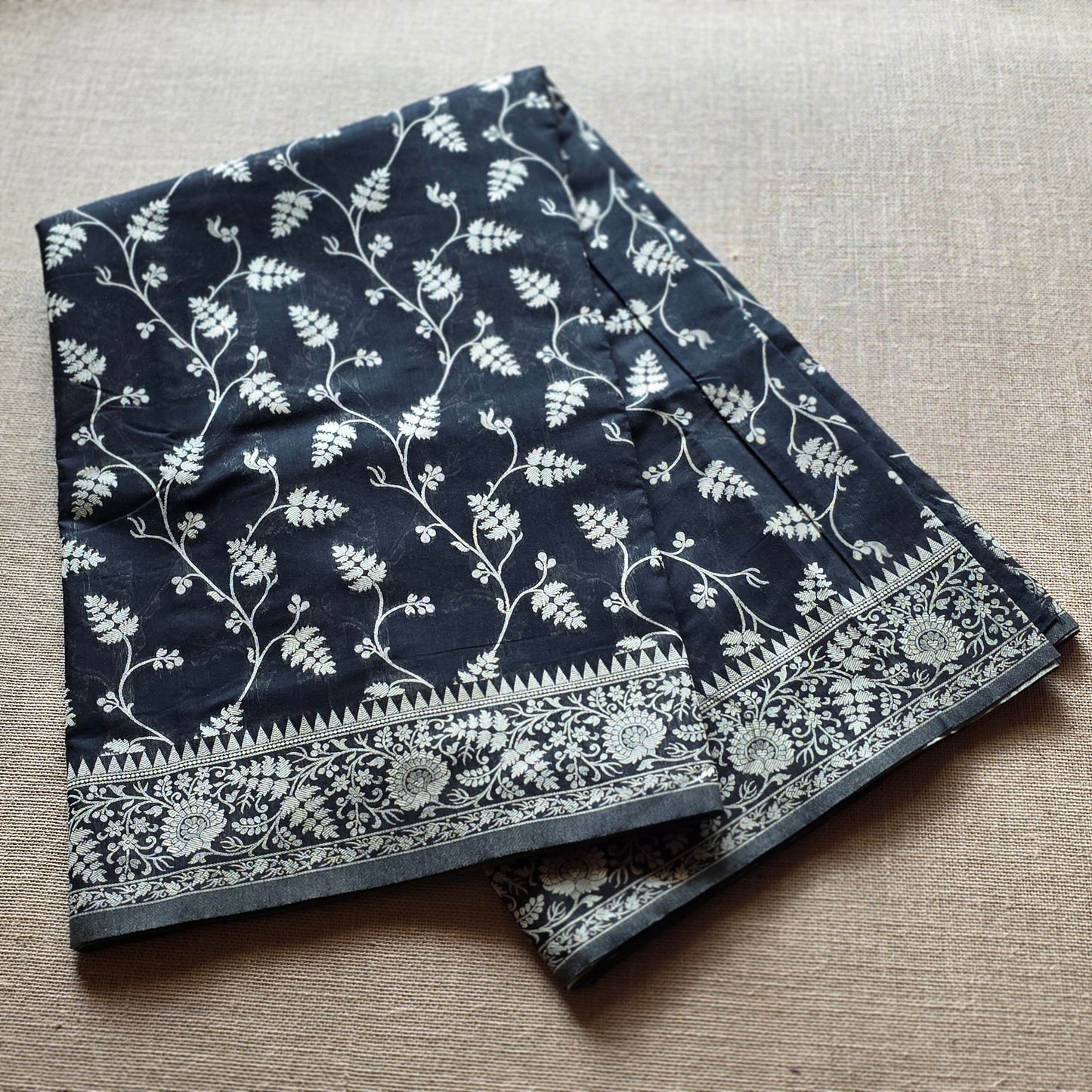 UP000118 - Chanderi Cotton
