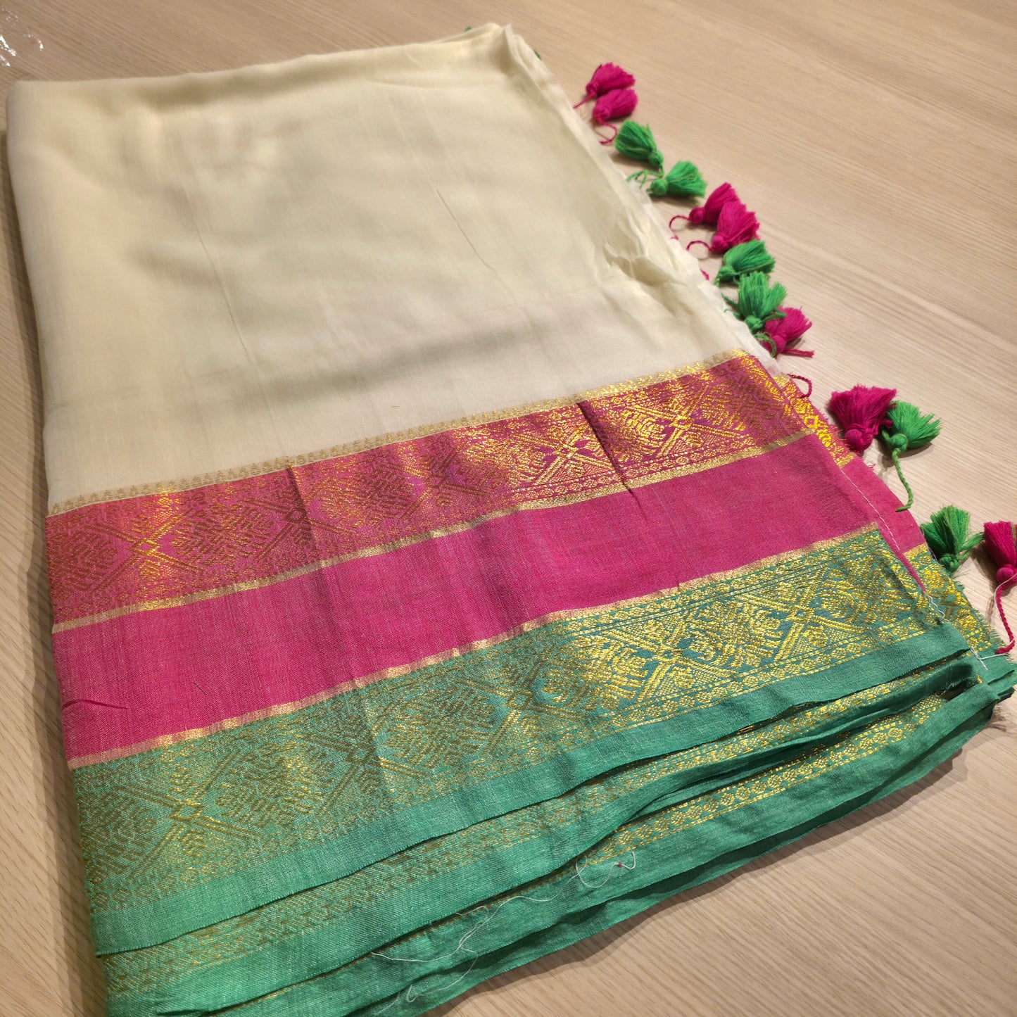 WB000041 Mulcotton Multicolour border