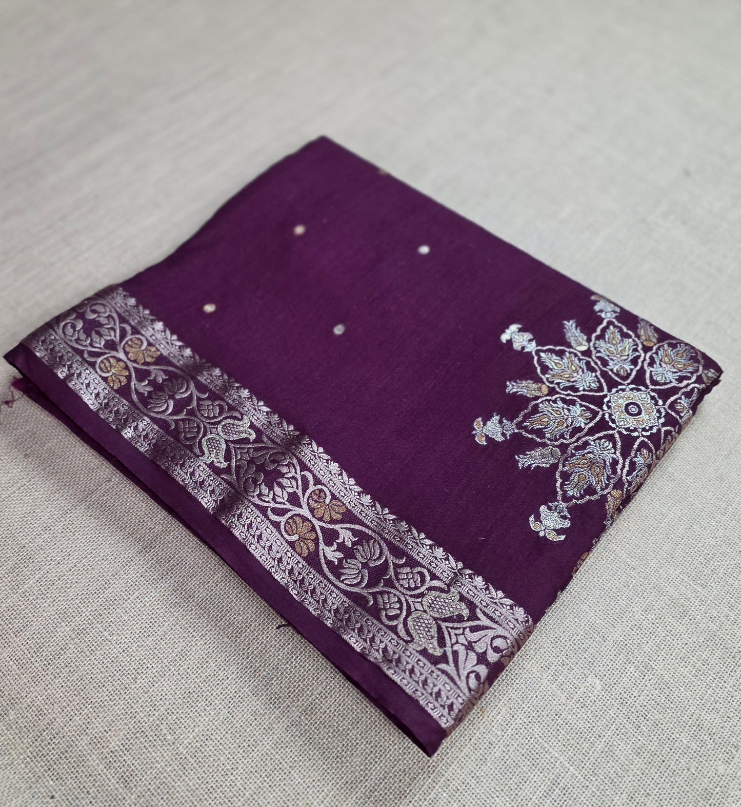 UP000147 - Banarasi Semi Silk