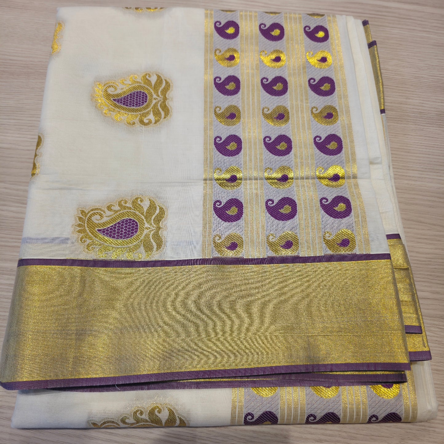 KL000057 Kerala Cotton Kasavu with Purple and Golden motiff