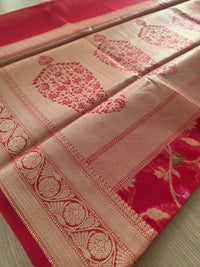 Red Banarasi weave in Jaal design