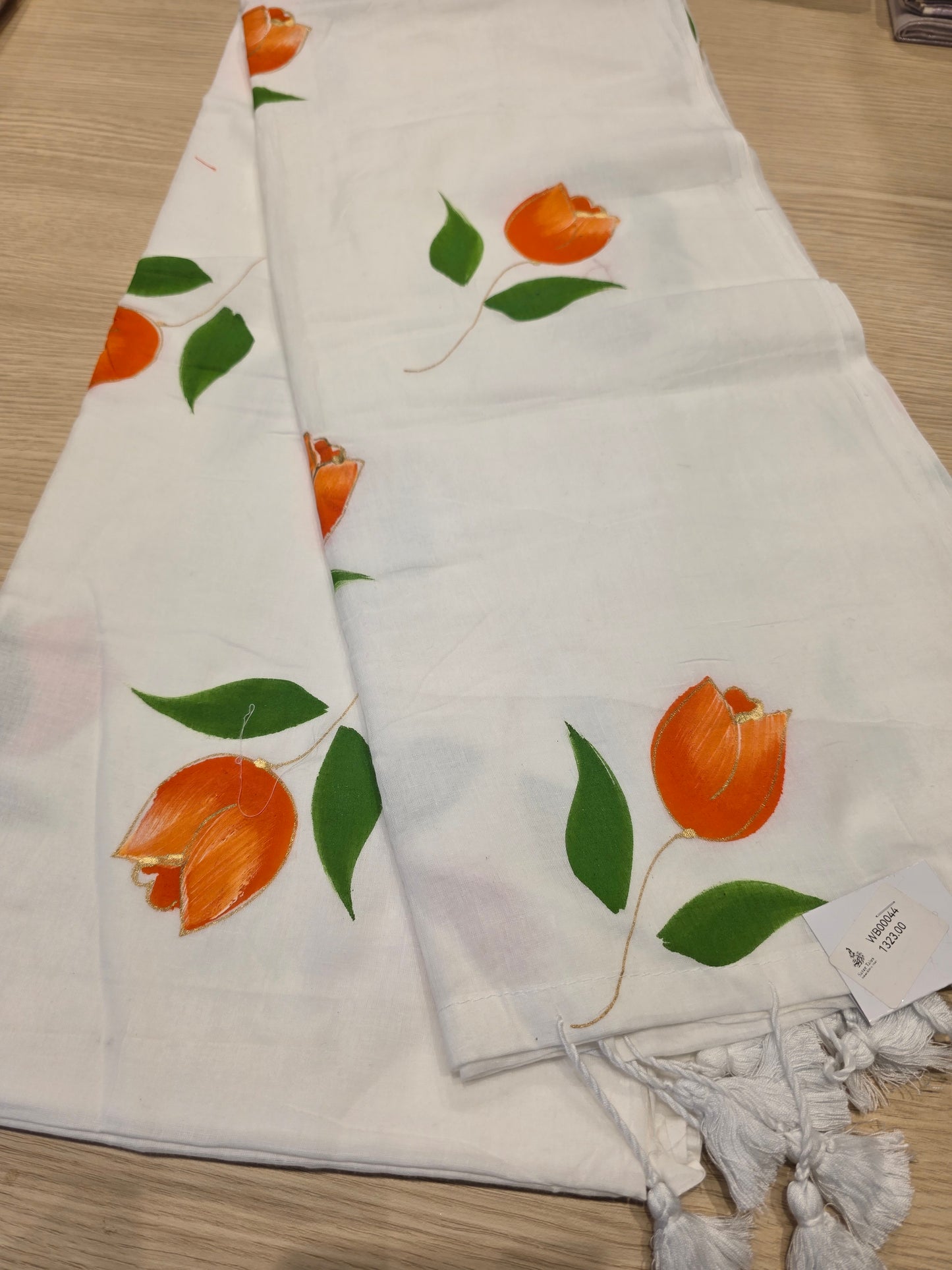 WB000044 Tulips in Mul Cotton