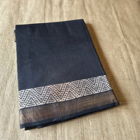 JD000001 - Geometrical Pure Maheshwari Silk Saree
