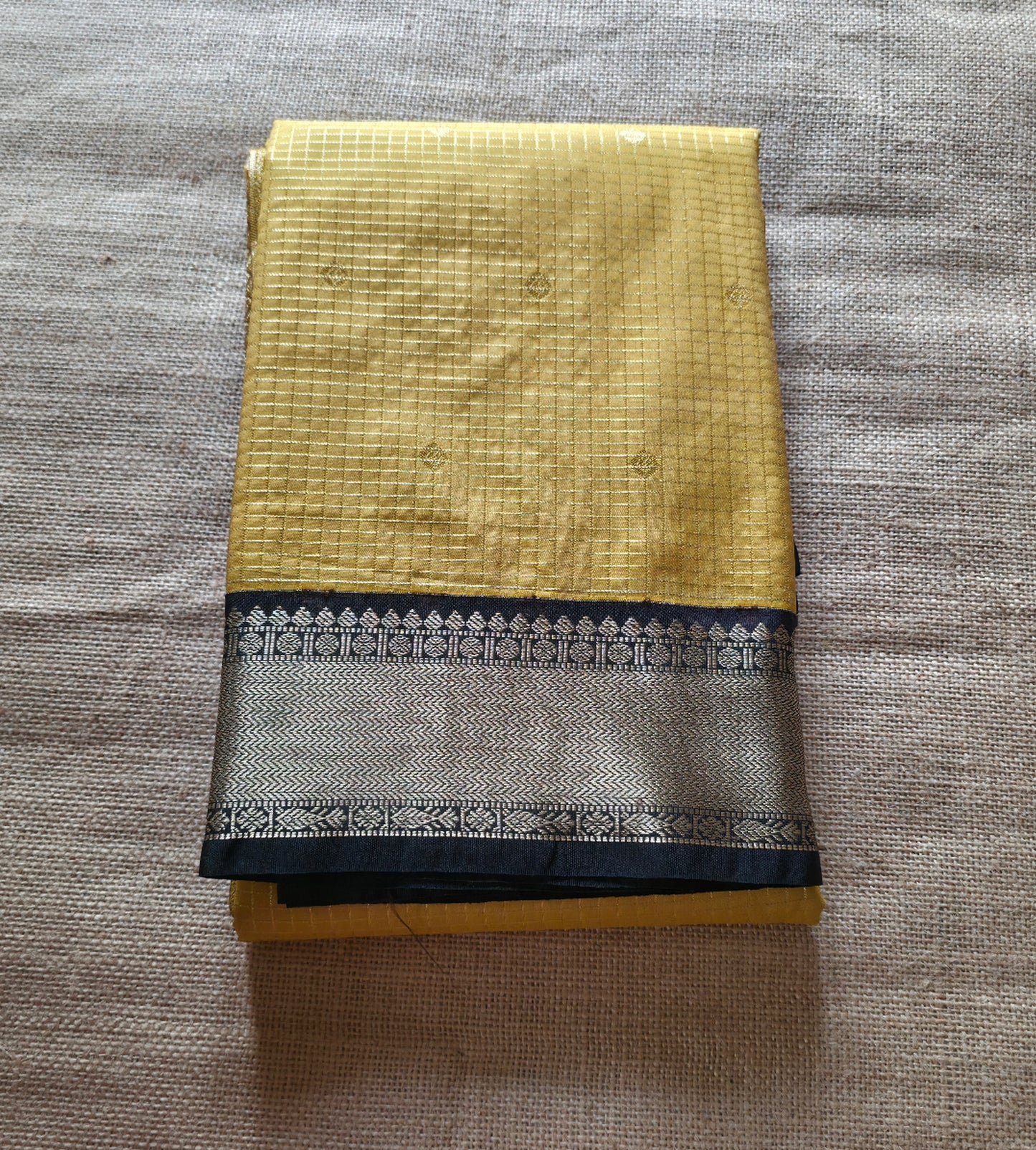 TN00065 - Kanchipuram Semi Silk