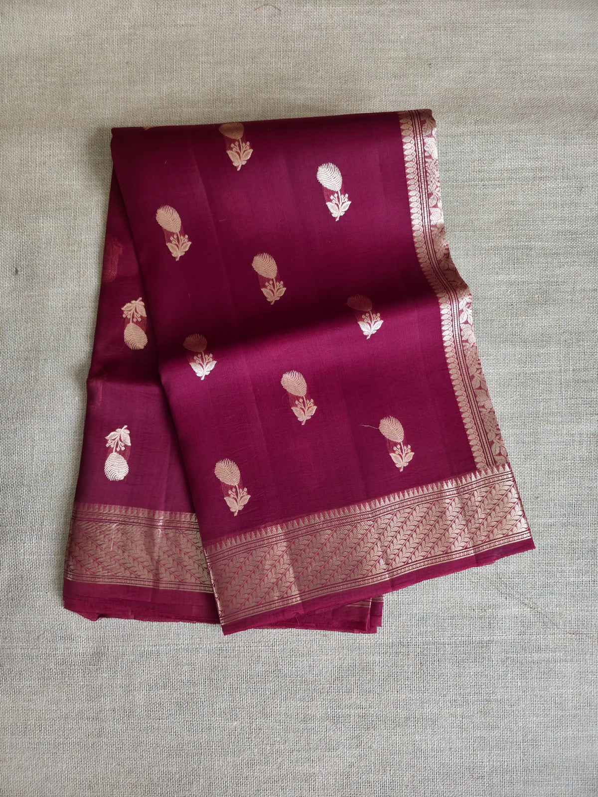 UP000023 - Banarasi Organza Pure Silk Maroon