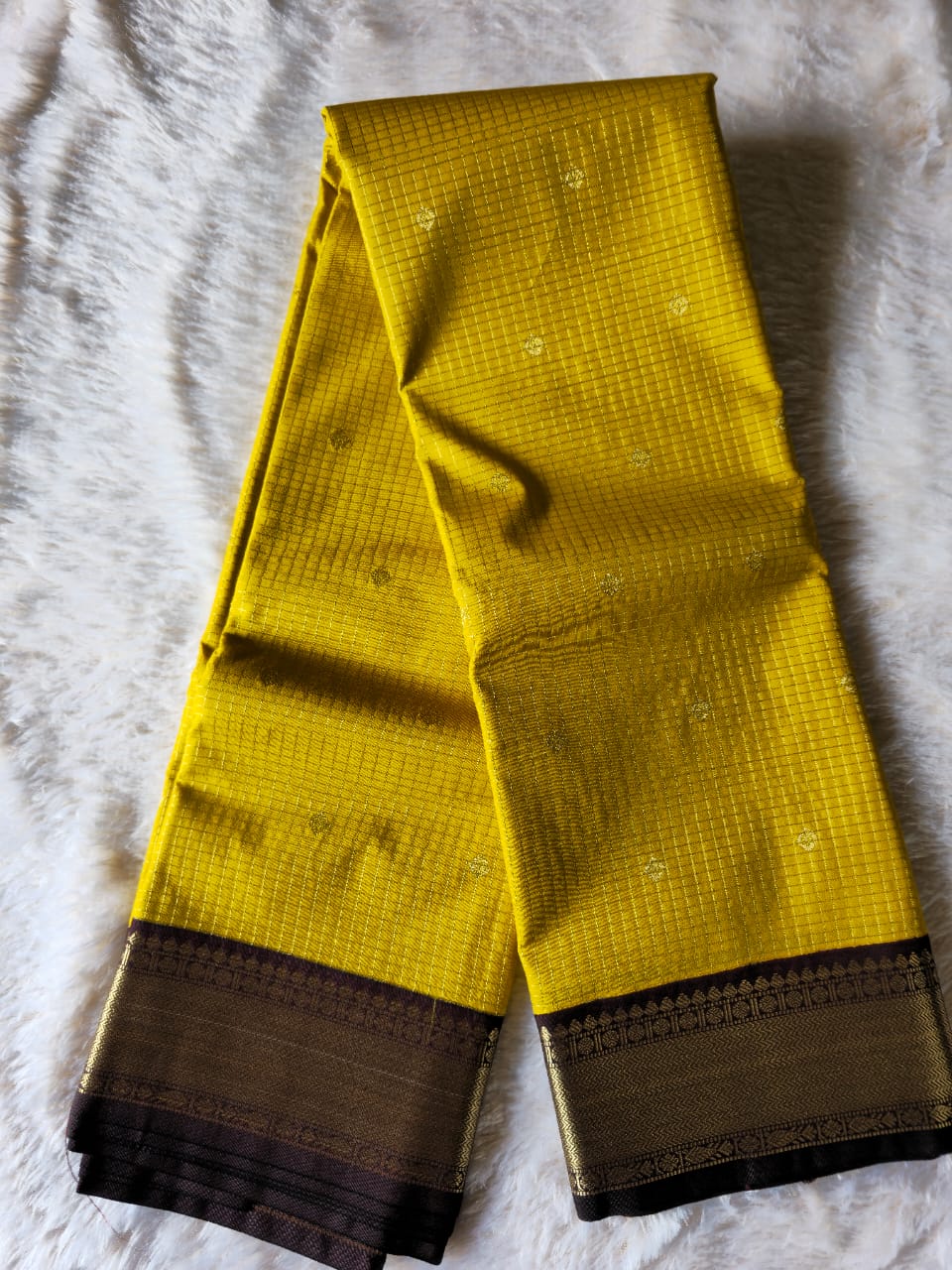 TN000001 - Kanjivaram Semi Silk