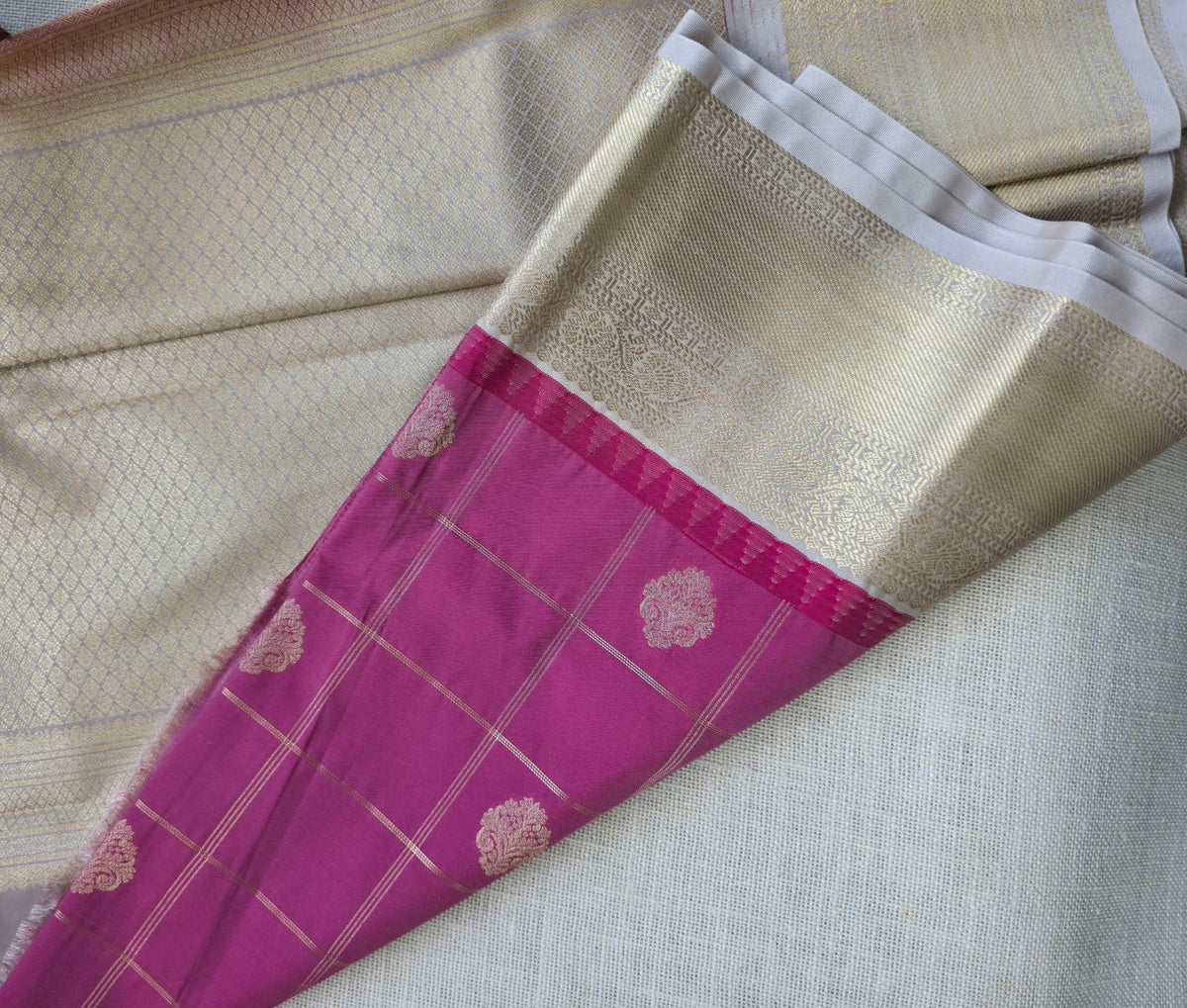 TN000003 - Kanjivaram Semi Silk