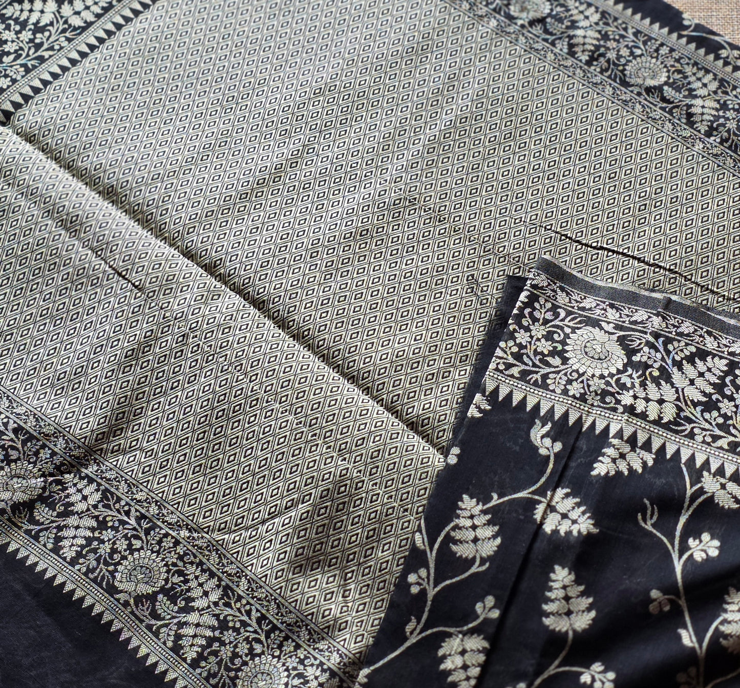UP000118 - Chanderi Cotton
