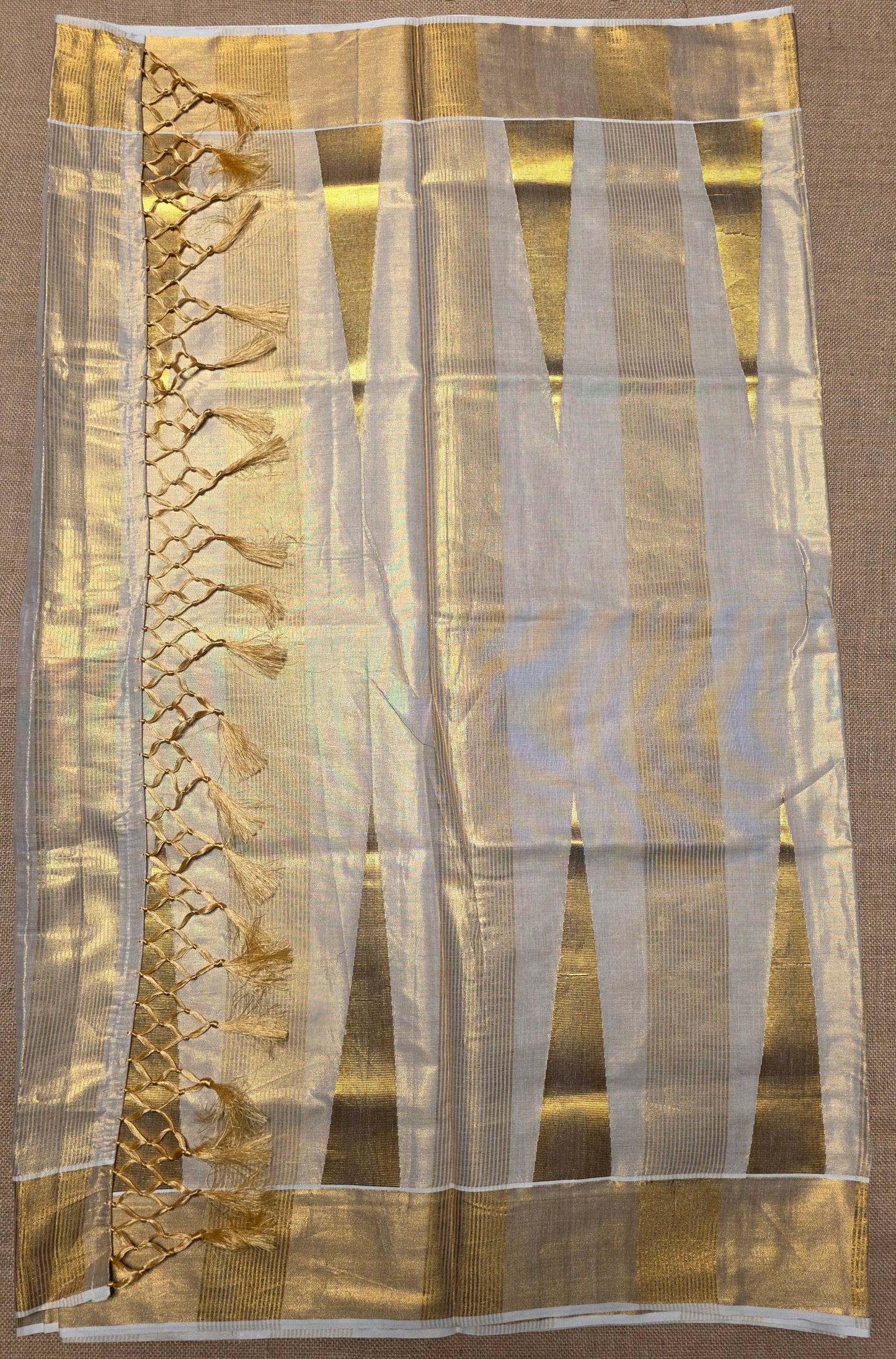 KL000049  Kerala Tissue Temple design