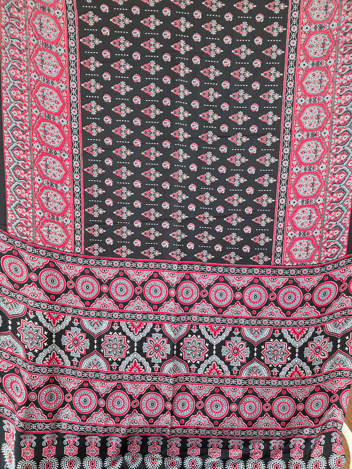 JD000467 Modal Ajrakh without mirror Black n Red