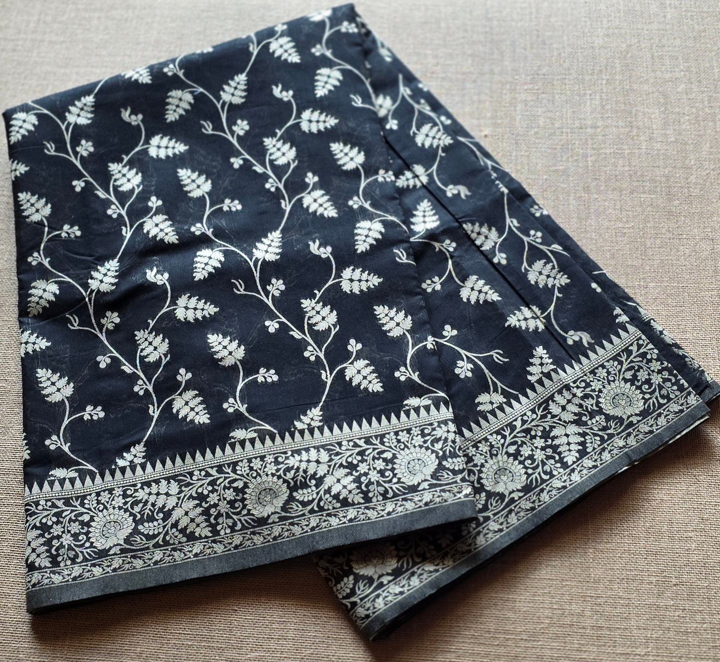 UP000118 - Chanderi Cotton