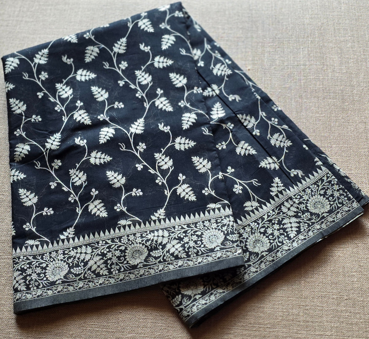 UP000118 - Chanderi Cotton
