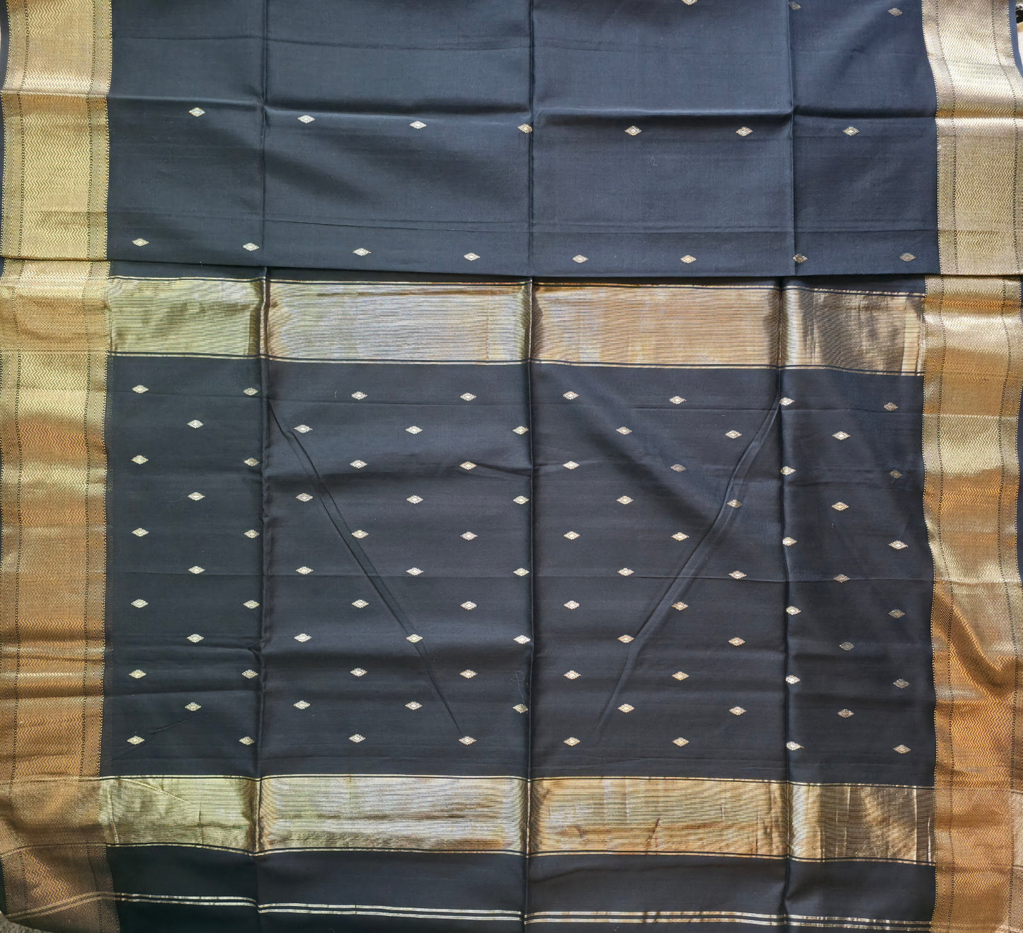 MP000002 - Maheshwari Saree