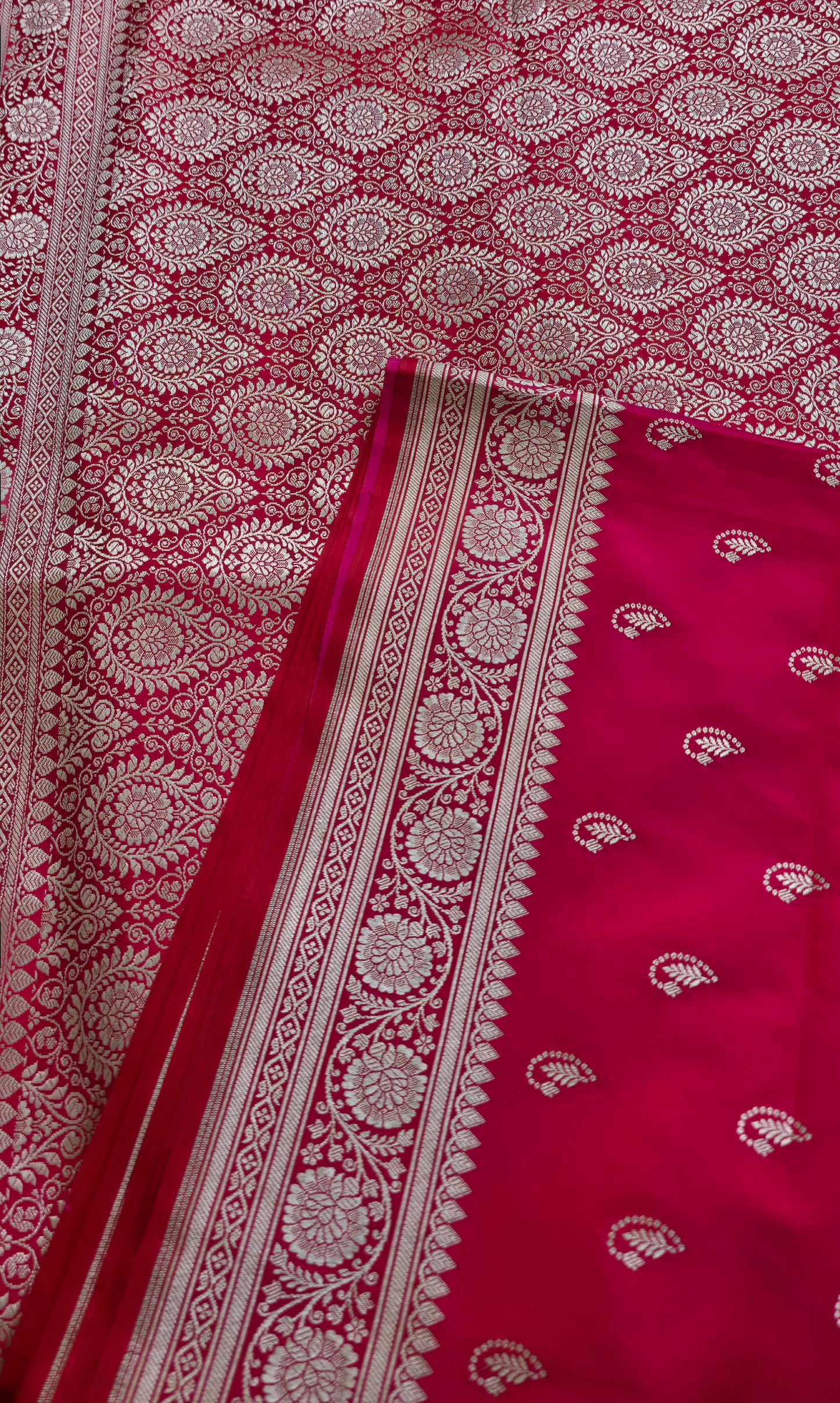 UP000084 - Banarasi Mashru Silk