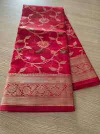 Red Banarasi weave in Jaal design