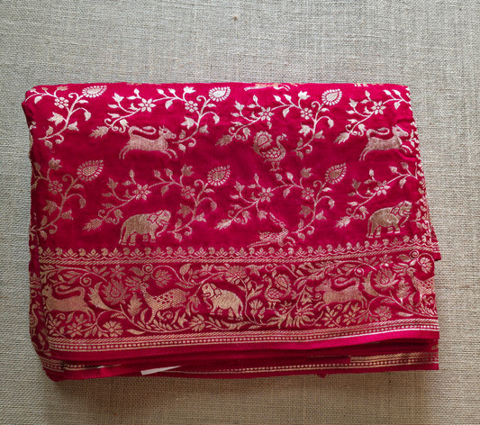 UP000071 - Banarasi Semi Silk Red Shikargah