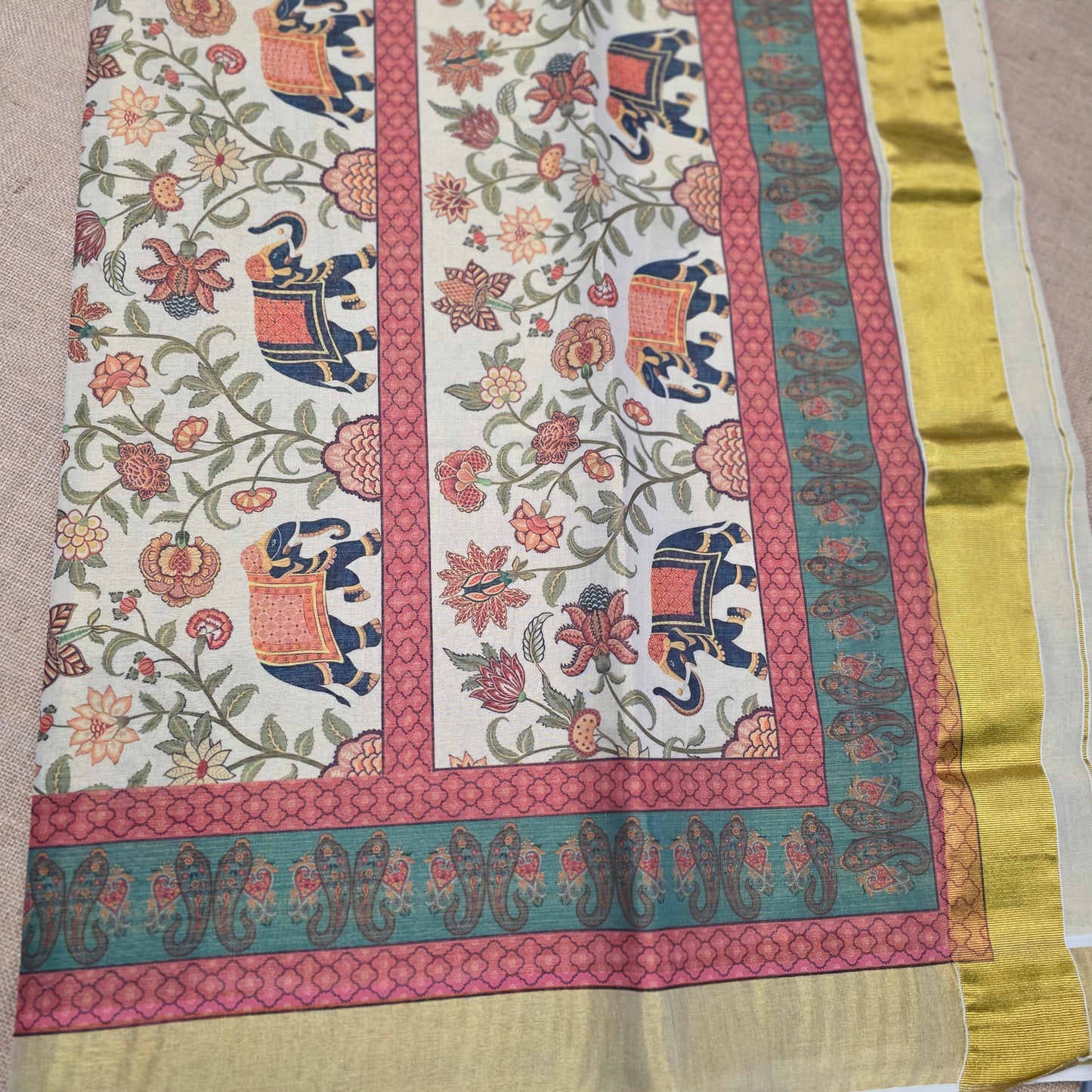 KL000112 Kerala Saree Elephant design