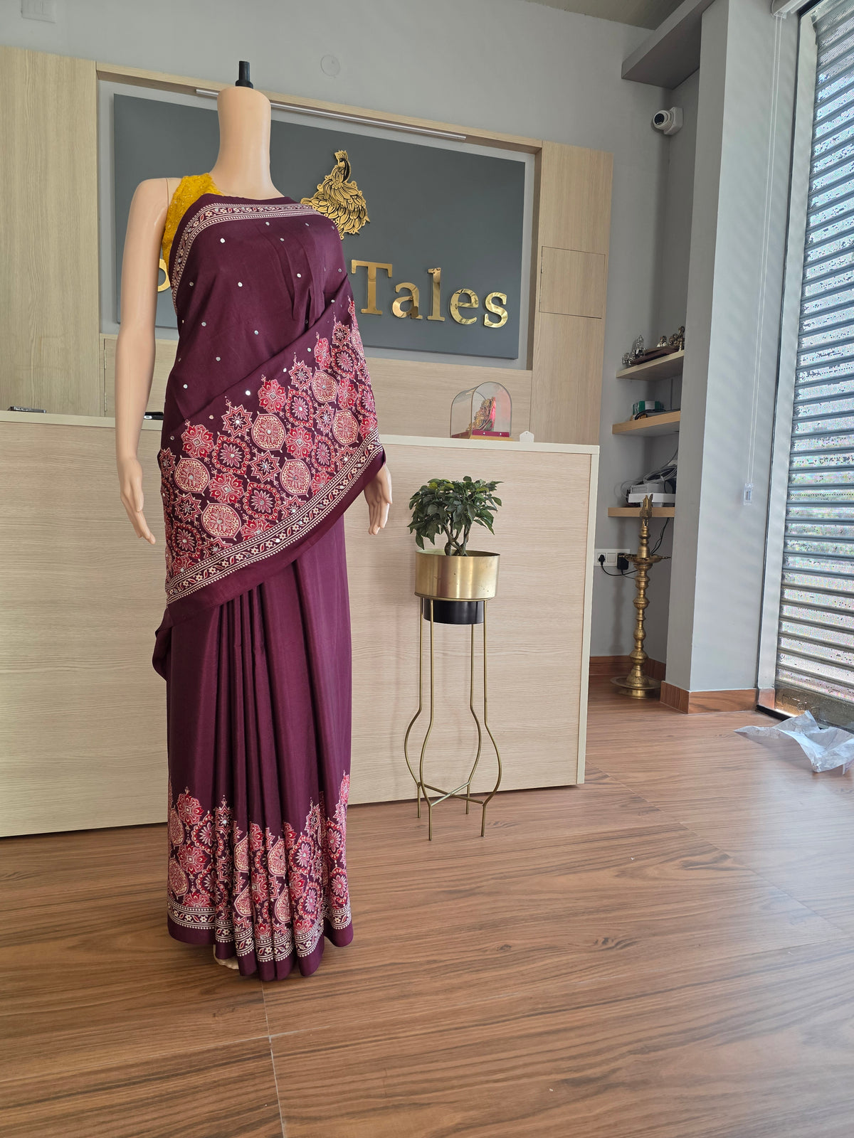 JD000476 Modal Ajrakh with mirror work