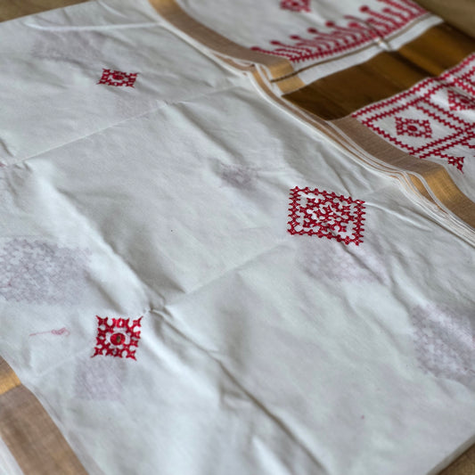 WB00032 - Kerala Cotton with Kutch Work