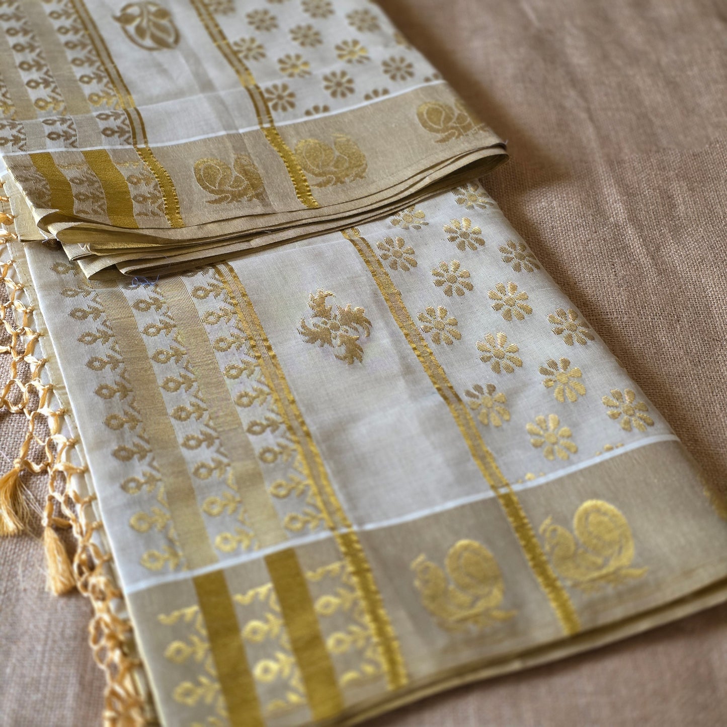 KL00048 - Kerala Tissue Peacock Weave