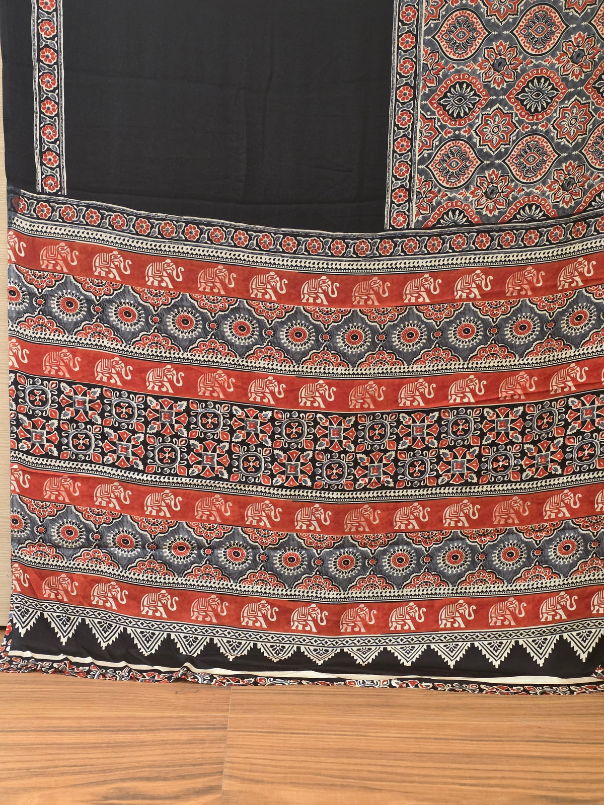 JD000582 Modal Ajrakh