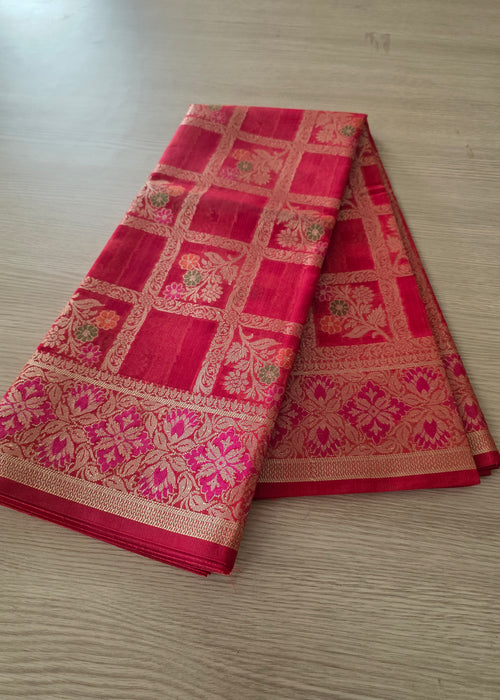 Red Banarasi weave with flower motiff