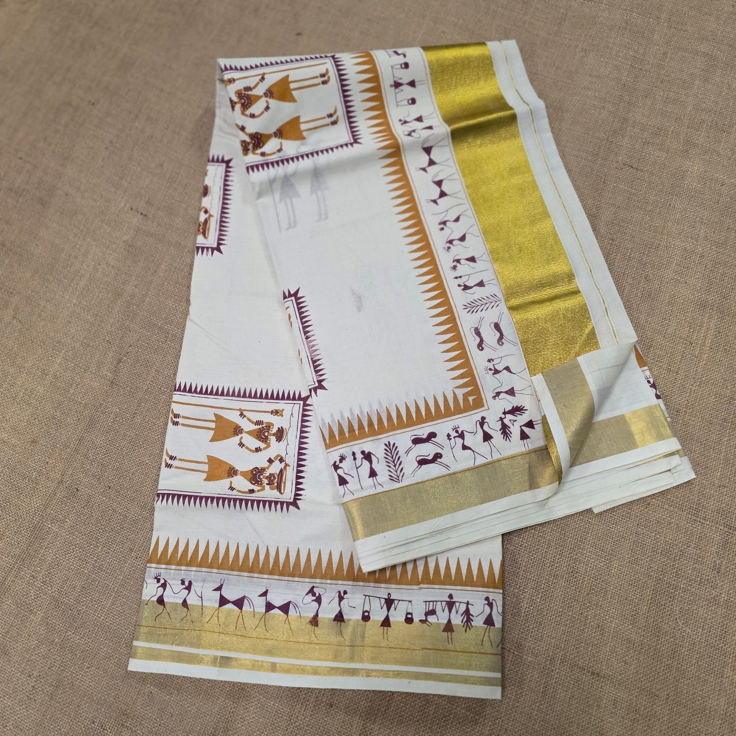KL000104 Kerala Saree worli art Maroon