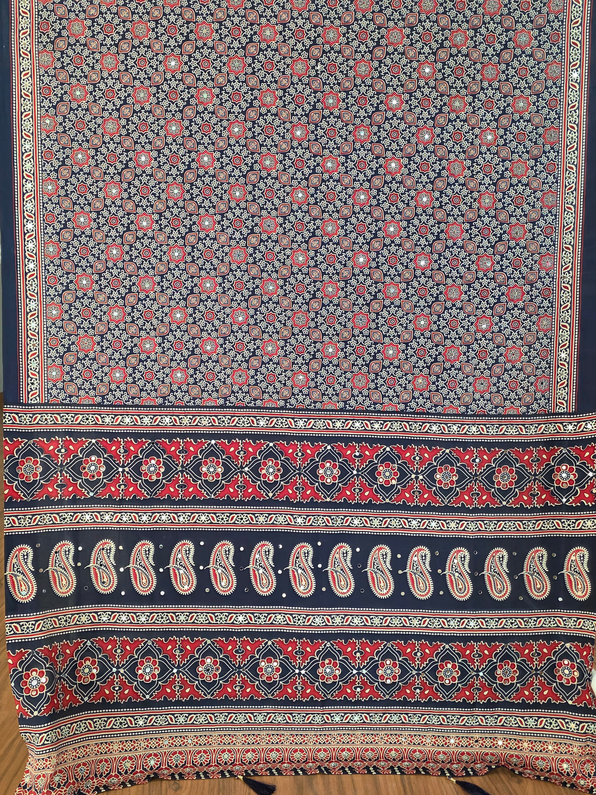 JD000482 Modal Ajrakh mirror work