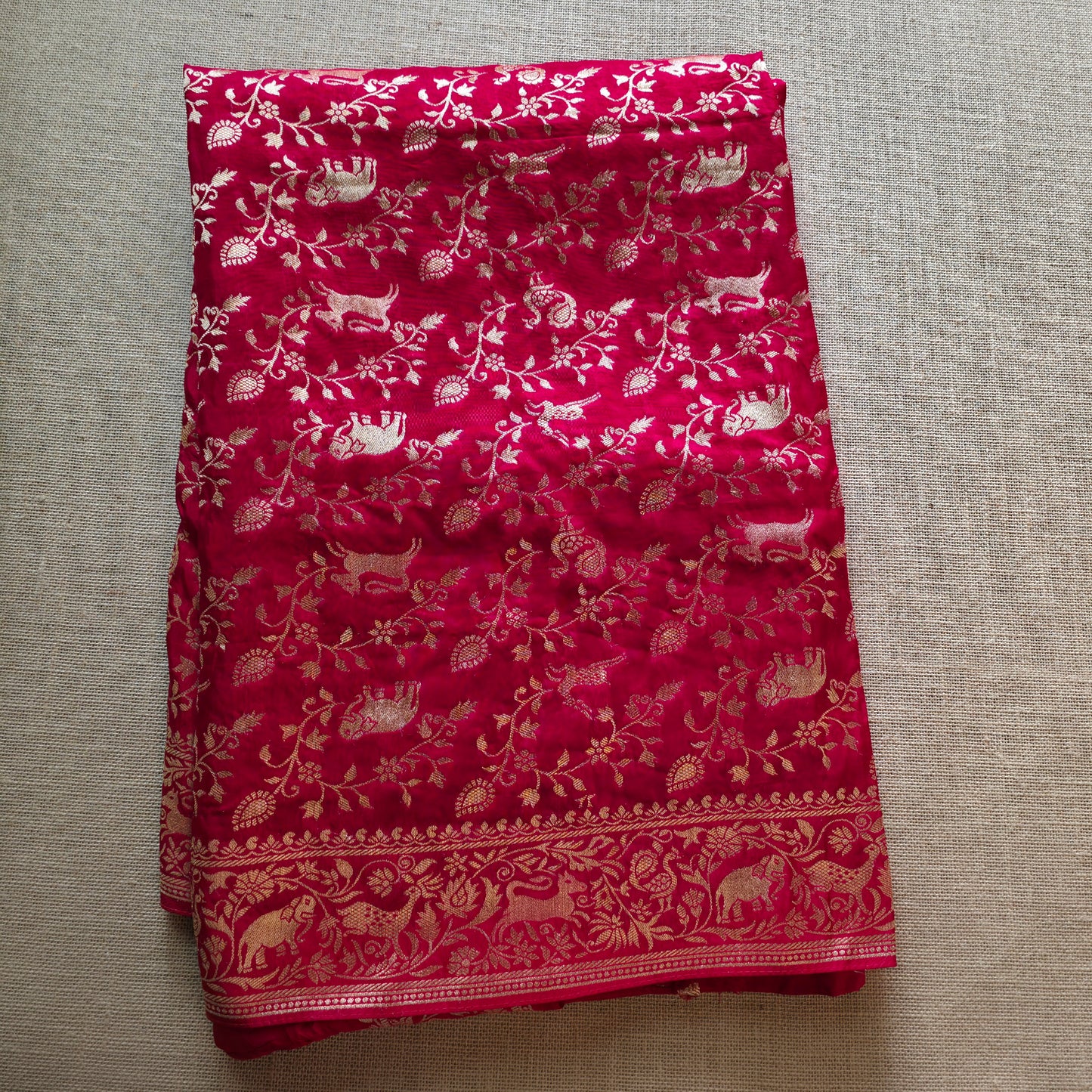 UP000071 - Banarasi Semi Silk Red Shikargah