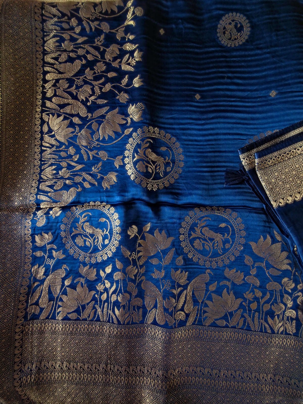 UP000068 - Banarasi Semi Silk