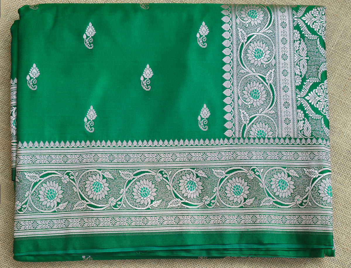 UP000081 - Banarasi Mashru Silk