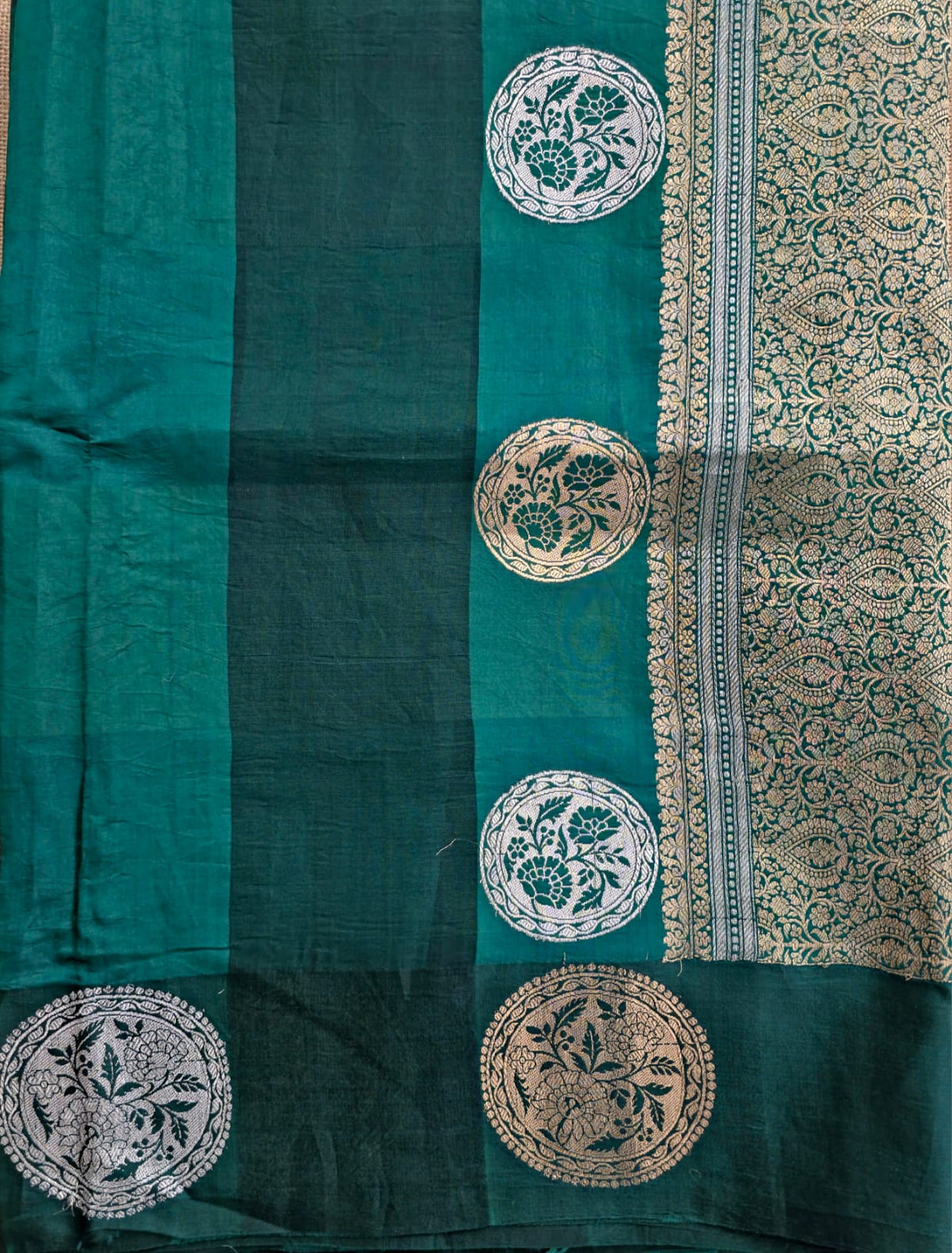 UP000002 - Pure Banarasi Silk (Raw Mango & Organza Silk)