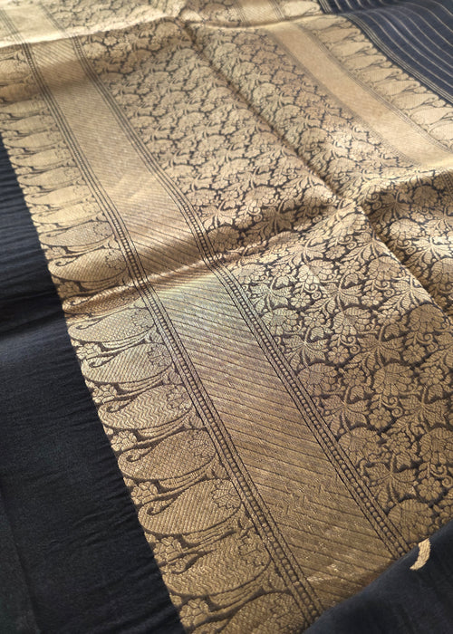 Pure Organza Chand butta weave in black & gold zari