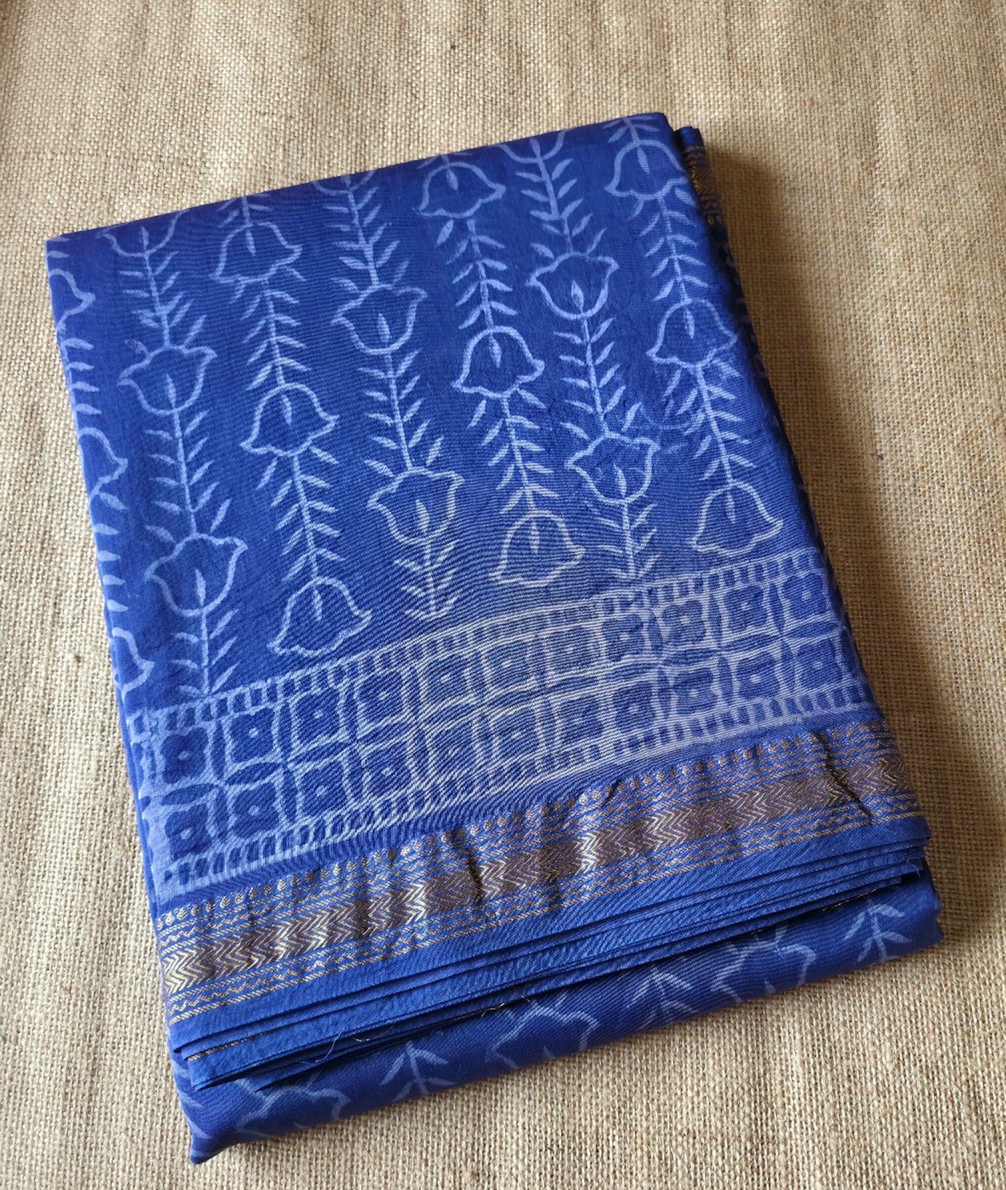 JD000010 - Handblock Pure Maheshwari Silk Saree