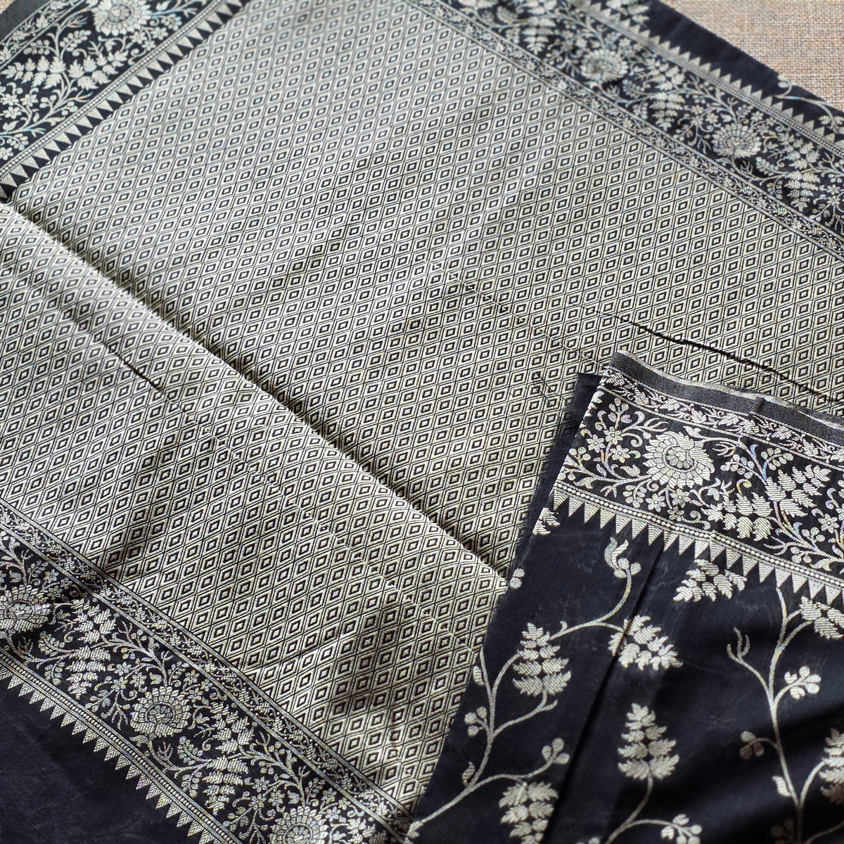 UP000118 - Chanderi Cotton