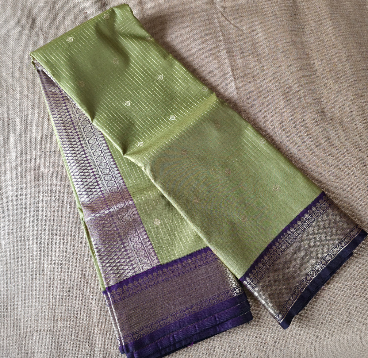 TN00064 - Kanchipuram Semi Silk Saree