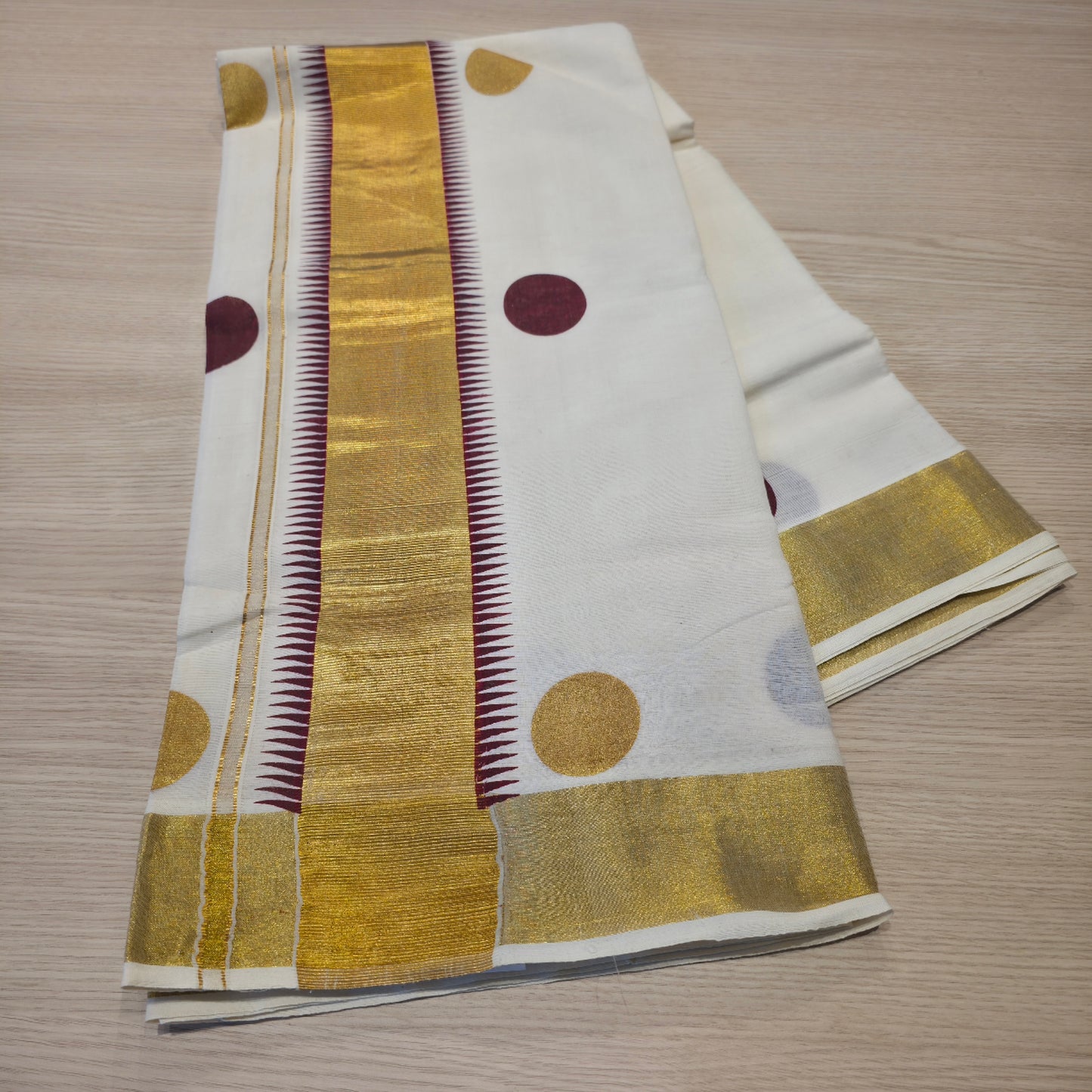 KL000076 Kerala Cotton Polka