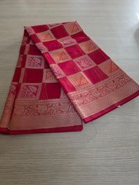 Red with leaf motiff