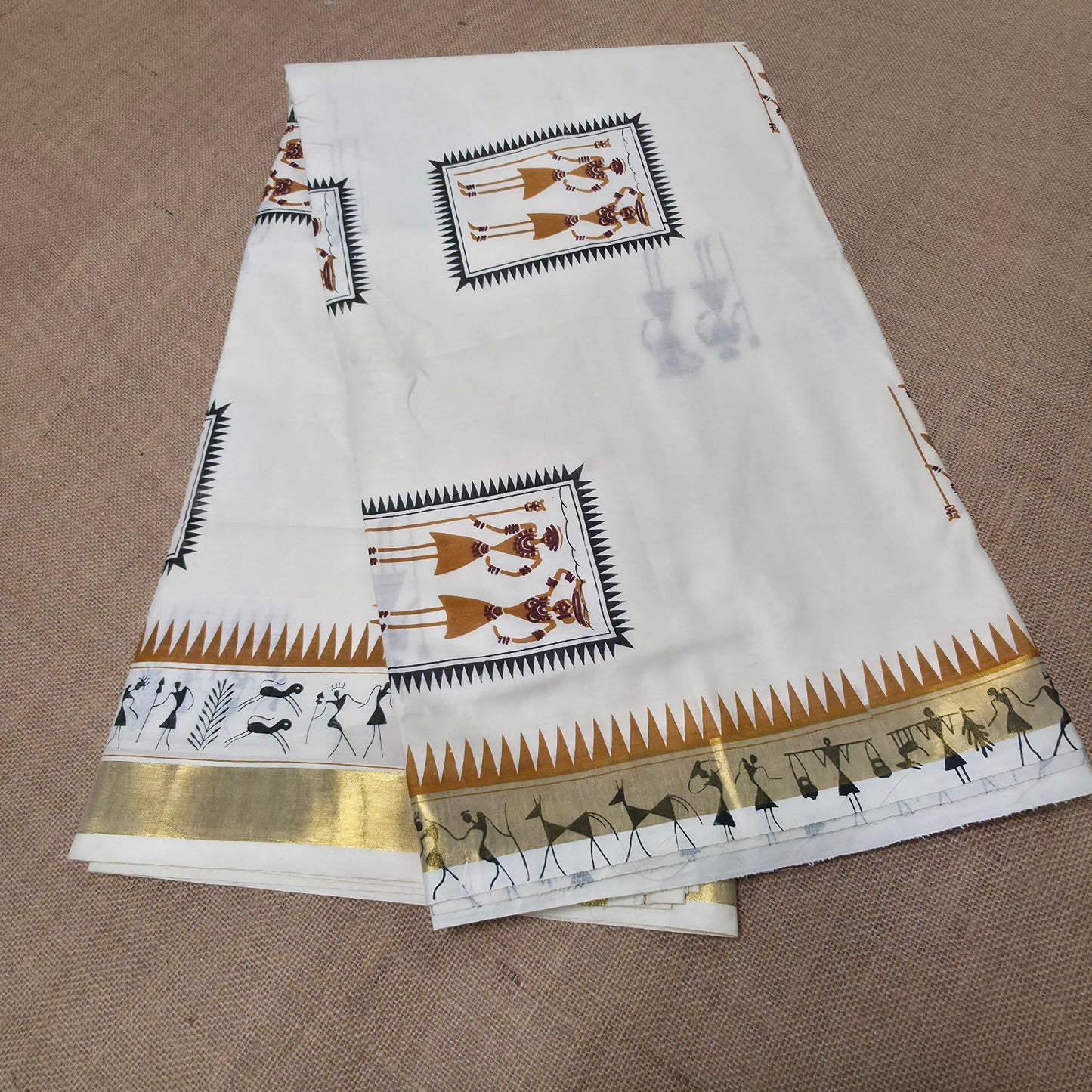 KL000105 Kerala Cotton Worli art