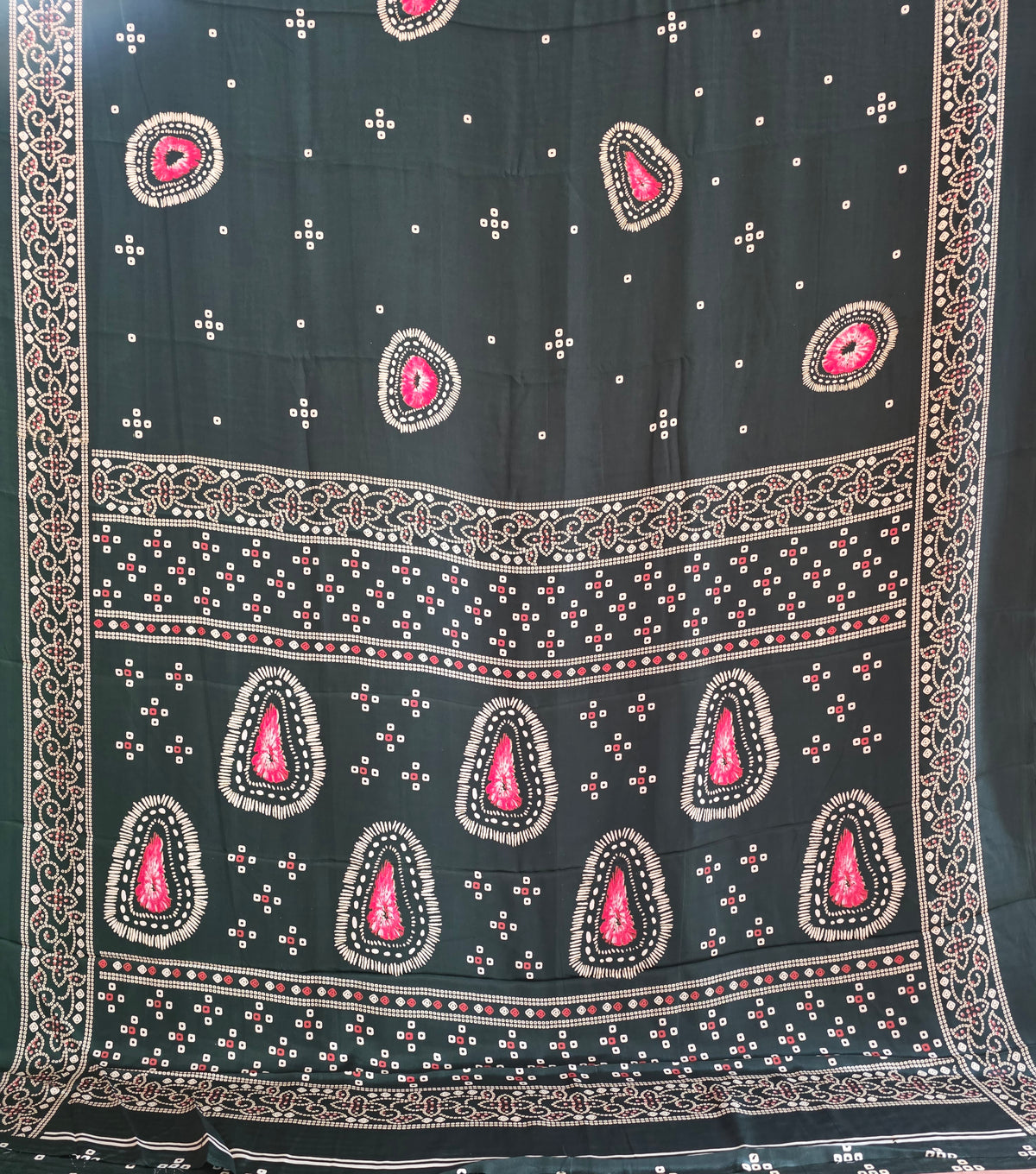 JD000587 Modal Bandhini Dark Green